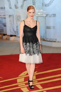 Jessica Chastain feet photo thumbnail