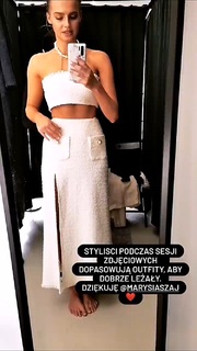 Karolina Pisarek feet photo thumbnail