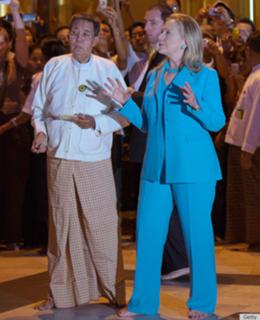 Hillary Clinton feet photo 5