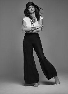 Penélope Cruz feet photo thumbnail