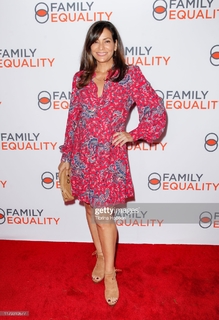 Constance Marie feet photo thumbnail