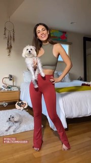 Victoria Justice feet photo thumbnail