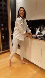 Klaudia Halejcio feet photo thumbnail