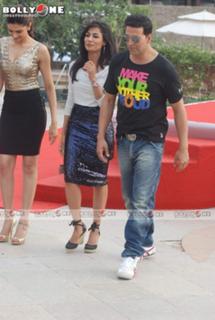 Deepika Padukone feet photo thumbnail