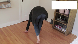 Brittani Taylor feet photo thumbnail