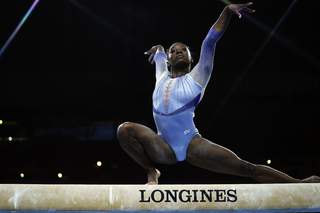 Simone Biles feet photo thumbnail