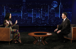 Katy Perry feet photo thumbnail