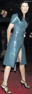 Lucy Lawless feet photo thumbnail