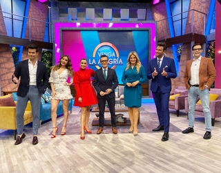 Cynthia Rodríguez feet photo thumbnail