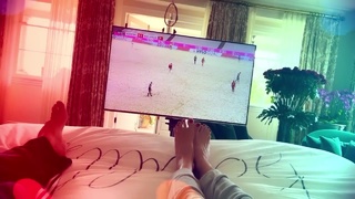 Heidi Klum feet photo thumbnail