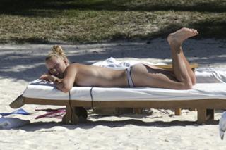 Caroline Wozniacki feet photo 1