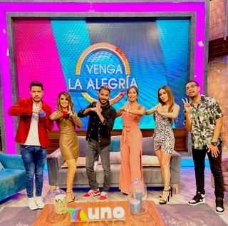 Laura González feet photo thumbnail