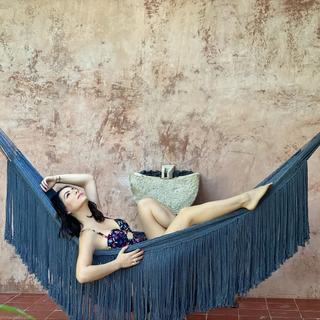 Claudia Lizaldi feet photo thumbnail