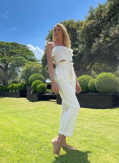 Ana Hickmann feet photo thumbnail