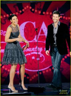 Jordin Sparks feet photo thumbnail