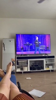 Victoria Waldrip feet photo thumbnail