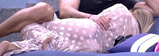 Carla Diaz feet photo thumbnail