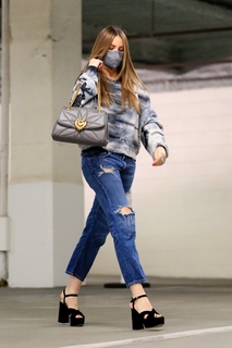 Sofía Vergara feet photo thumbnail