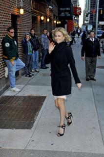Charlize Theron feet photo thumbnail