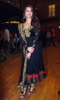 Aishwarya Rai Bachchan feet photo thumbnail