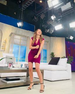 Carolina Ardohain feet photo thumbnail