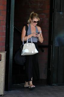 Melissa Joan Hart feet photo thumbnail