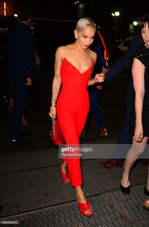 Zoë Kravitz feet photo thumbnail