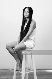 Zoë Kravitz feet photo thumbnail