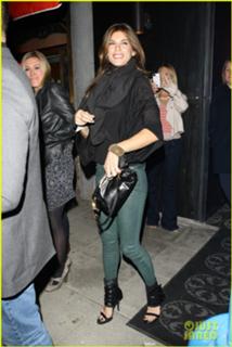 Elisabetta Canalis feet photo thumbnail