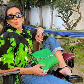 Dua Lipa feet photo thumbnail