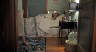 Katherine Heigl feet photo thumbnail
