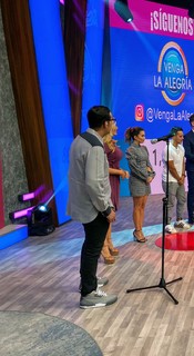 Laura González feet photo thumbnail