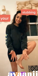 Avani Gregg feet photo 1