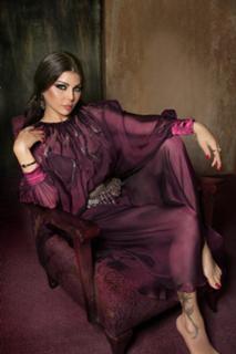 Haifa Wehbe feet photo thumbnail