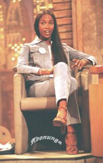 Naomi Campbell feet photo thumbnail