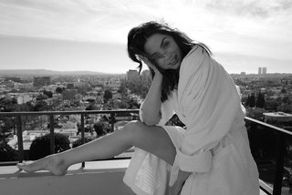 Ana de Armas feet photo thumbnail
