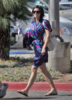 Jessica Biel feet photo thumbnail