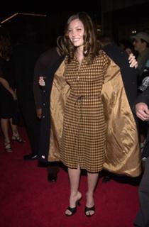 Jessica Biel feet photo thumbnail