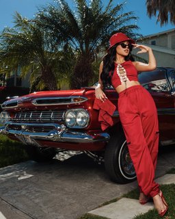 Becky G feet photo thumbnail