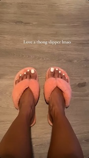 Karrueche Tran feet photo thumbnail