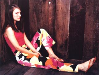 Natalie Portman feet photo thumbnail