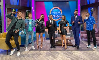 Cynthia Rodríguez feet photo thumbnail