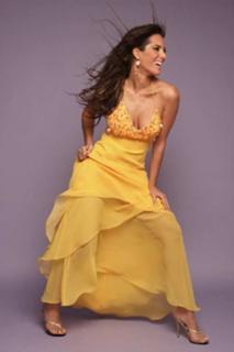 Gaby Espino feet photo thumbnail