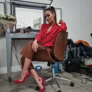 Giorgia Palmas feet photo thumbnail