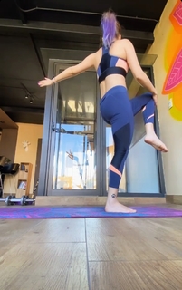 Yoseline Hoffman feet photo thumbnail