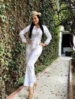 Maribel Guardia feet photo thumbnail
