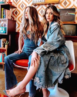 Madison Lewis feet photo 5