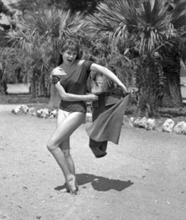 Brigitte Bardot feet photo thumbnail