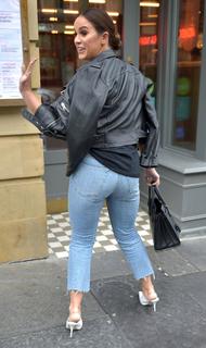 Vicky Pattison feet photo thumbnail