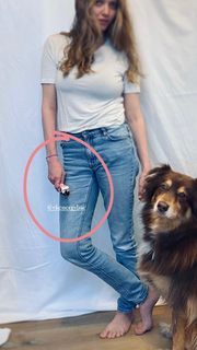 Amanda Seyfried feet photo thumbnail